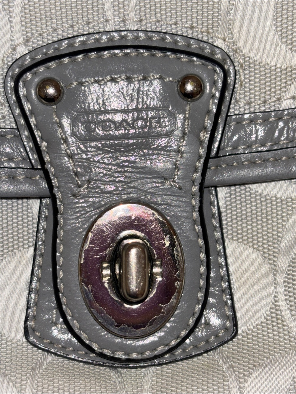 Coach Silver Gray Signature Clutch Wristlet - Picture 4 of 4
